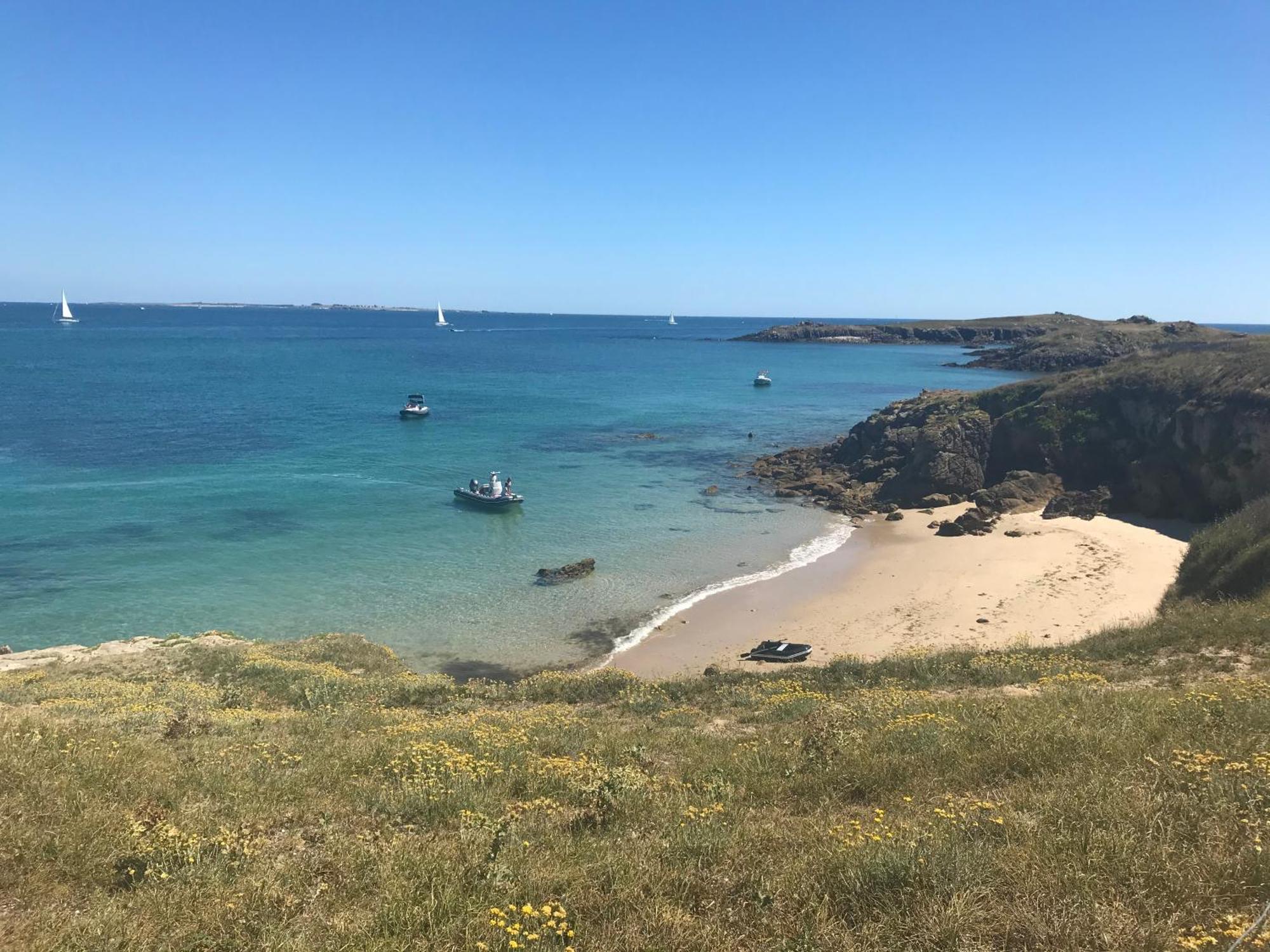 ホテル Domaine De Port Aux Rocs ル・クロワジック エクステリア 写真